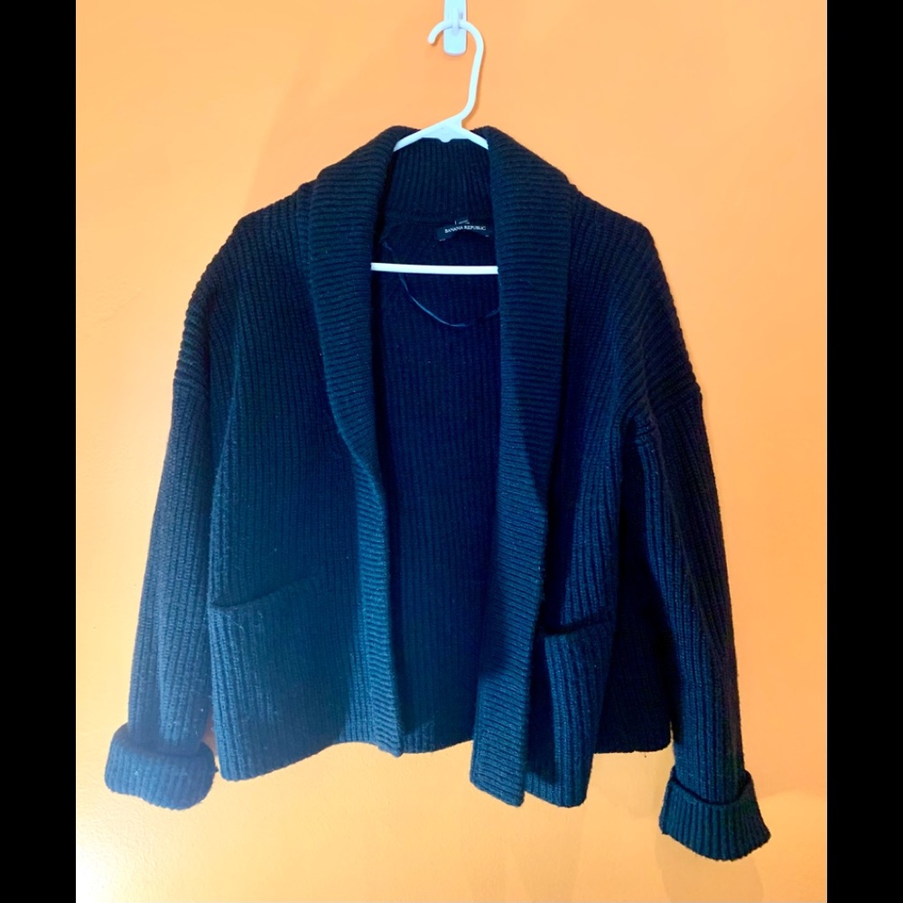 Woman’s Banana Republic Black open front cardigan sweater size medium